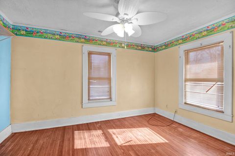 Tiny photo for 220 S McCann Street, Kokomo, IN 46901 (MLS # 202546413)