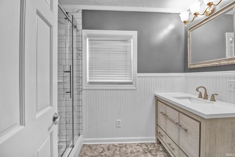 Tiny photo for 220 S McCann Street, Kokomo, IN 46901 (MLS # 202546413)