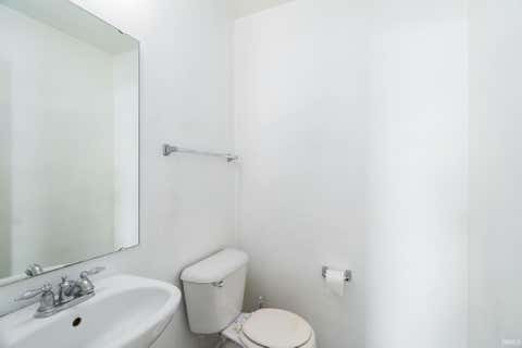 Tiny photo for 4626 Peebleshire Lane, Lafayette, IN 47909 (MLS # 202632752)