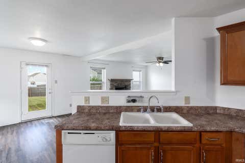 Tiny photo for 4626 Peebleshire Lane, Lafayette, IN 47909 (MLS # 202632752)