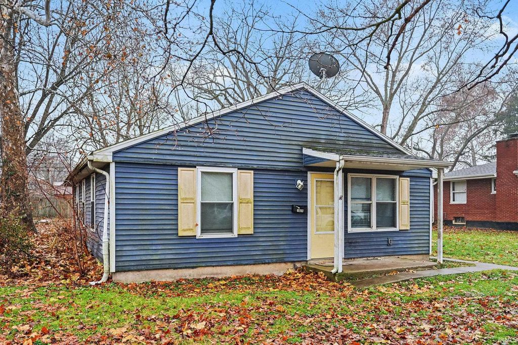 Photo of 1026 W Rose Street, South Bend, IN 46616 (MLS # 202549788)