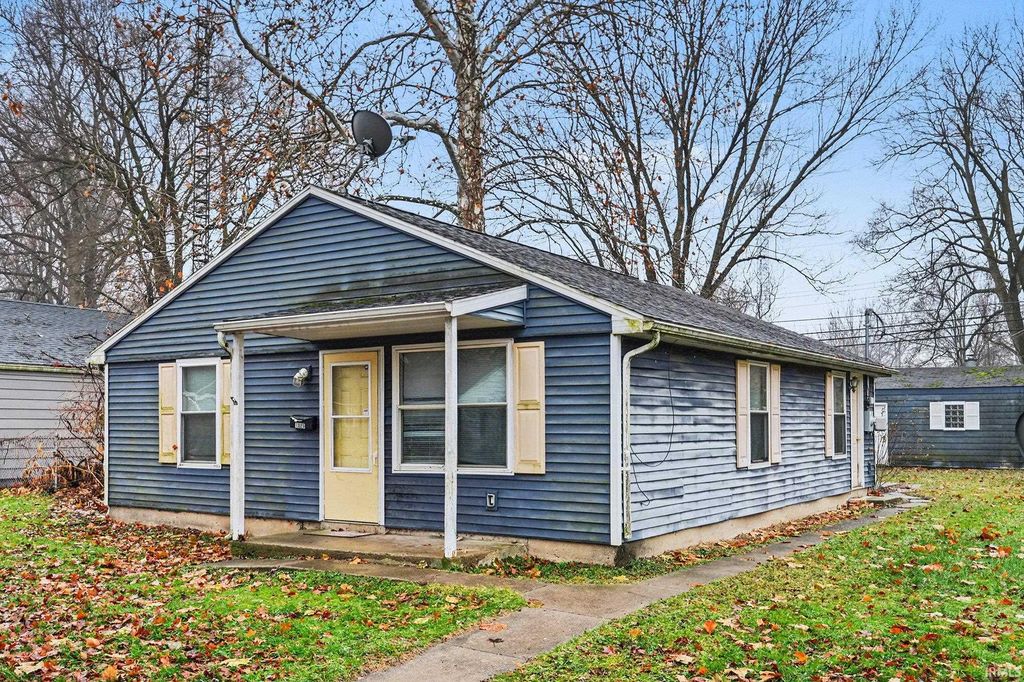 Photo of 1026 W Rose Street, South Bend, IN 46616 (MLS # 202549788)