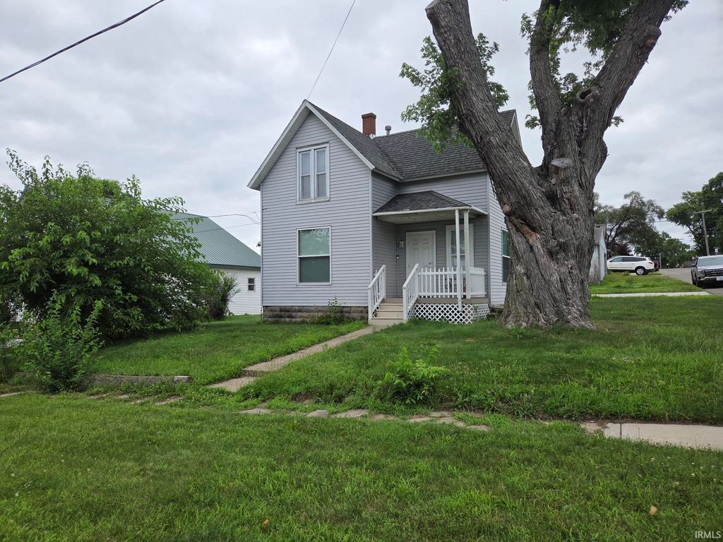 Photo of 504 N Marshall Street, Bremen, IN 46506 (MLS # 202629574)