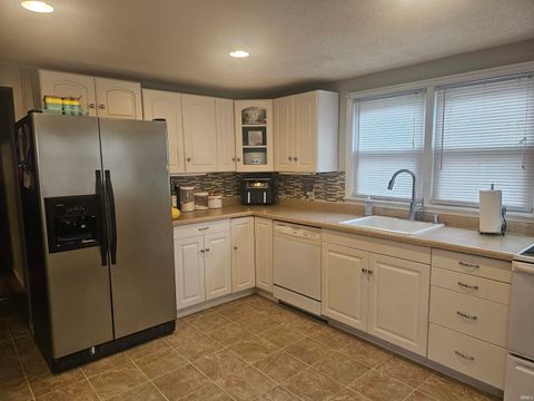 Tiny photo for 130 W Jackson Street, Galveston, IN 46932 (MLS # 202542032)