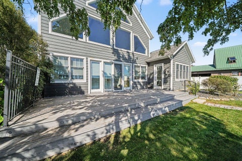 Tiny photo for 51244 N Shore Drive, Elkhart, IN 46514 (MLS # 202643633)