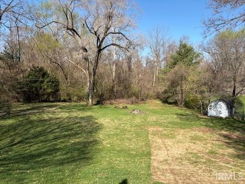 Tiny photo for 901 W Rosewood Drive, Peru, IN 46970 (MLS # 202611953)