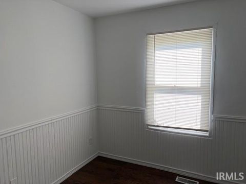 Tiny photo for 901 W Rosewood Drive, Peru, IN 46970 (MLS # 202611953)