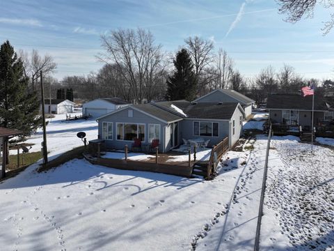 Tiny photo for 11446 South Park Road, Kewanna, IN 46939 (MLS # 202604358)