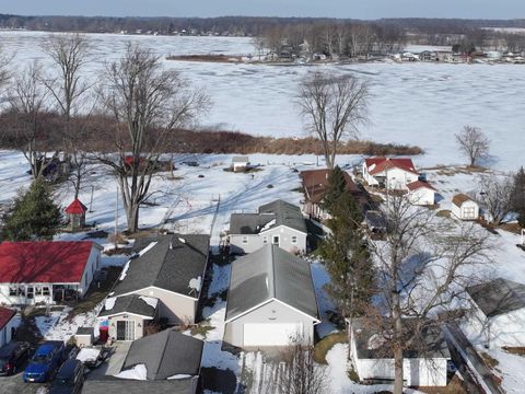 Tiny photo for 11446 South Park Road, Kewanna, IN 46939 (MLS # 202604358)