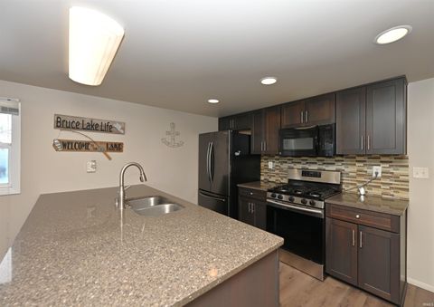 Tiny photo for 11446 South Park Road, Kewanna, IN 46939 (MLS # 202604358)