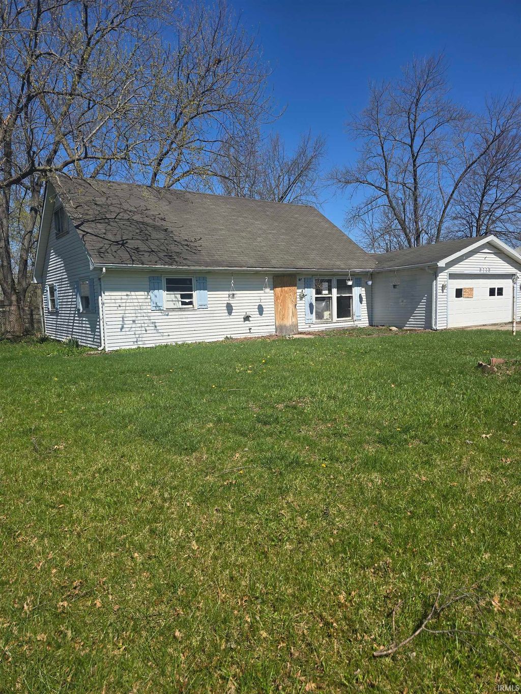 Photo of 5115 Woodway Drive, Fort Wayne, IN 46835 (MLS # 202612481)