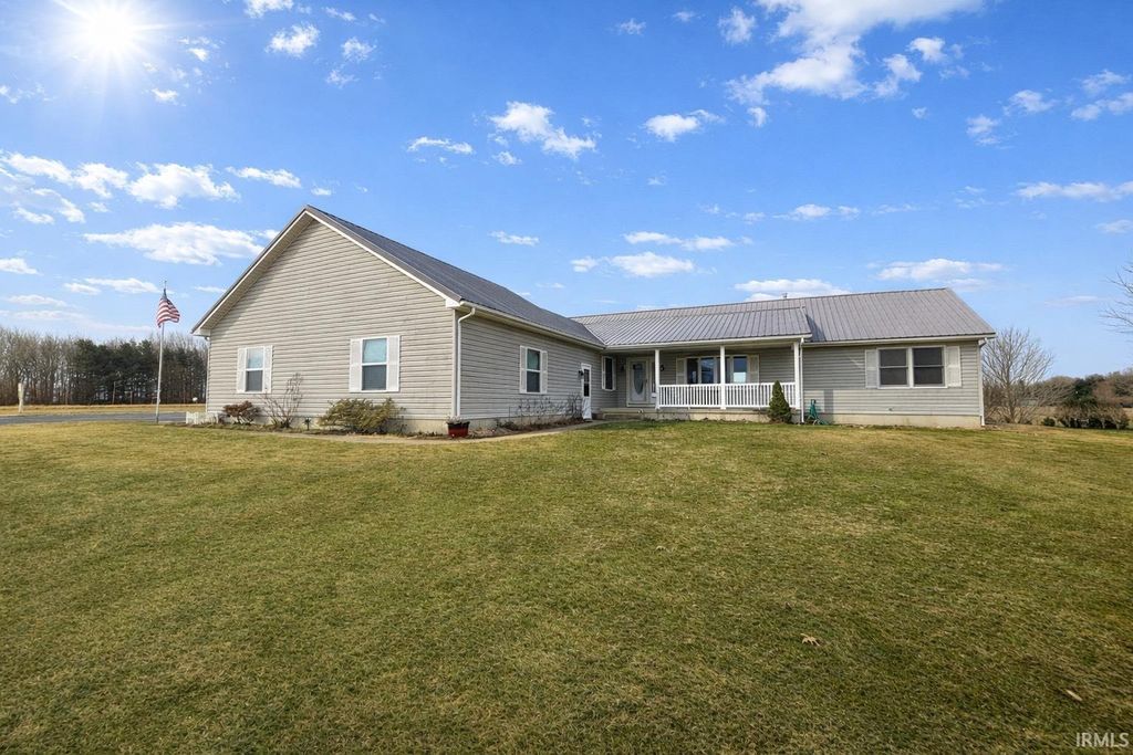 Photo of 8585 8A Road, Plymouth, IN 46563 (MLS # 202605444)
