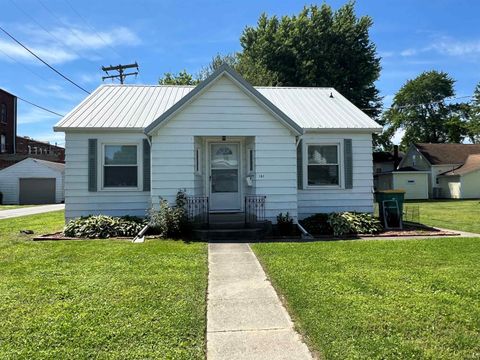 Photo of 121 W GRANT Street, Greentown, IN 46936 (MLS # 202620454)