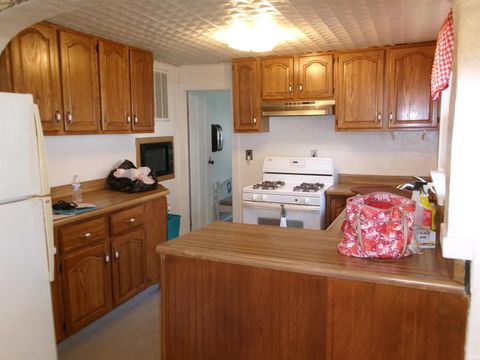 Tiny photo for 2439 W MAIN Street, Mexico, IN 46958 (MLS # 202622593)