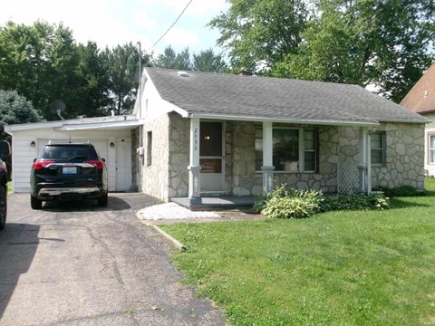 Photo of 2439 W MAIN Street, Mexico, IN 46958 (MLS # 202622593)