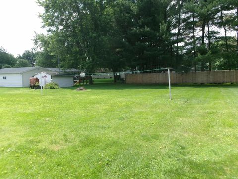 Tiny photo for 2439 W MAIN Street, Mexico, IN 46958 (MLS # 202622593)