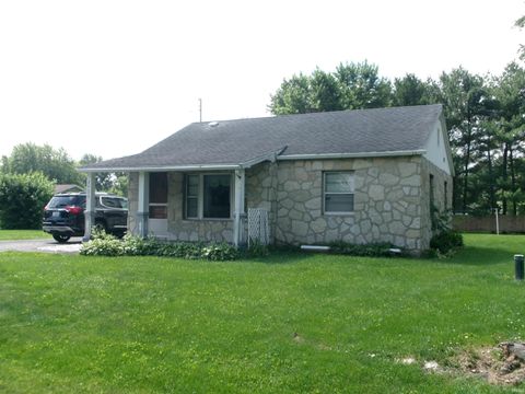 Tiny photo for 2439 W MAIN Street, Mexico, IN 46958 (MLS # 202622593)