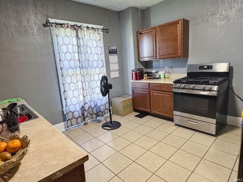Tiny photo for 702 S WEBSTER Street, Kokomo, IN 46901 (MLS # 202624234)