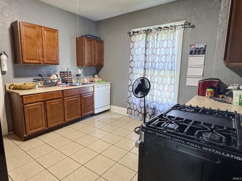 Tiny photo for 702 S WEBSTER Street, Kokomo, IN 46901 (MLS # 202624234)