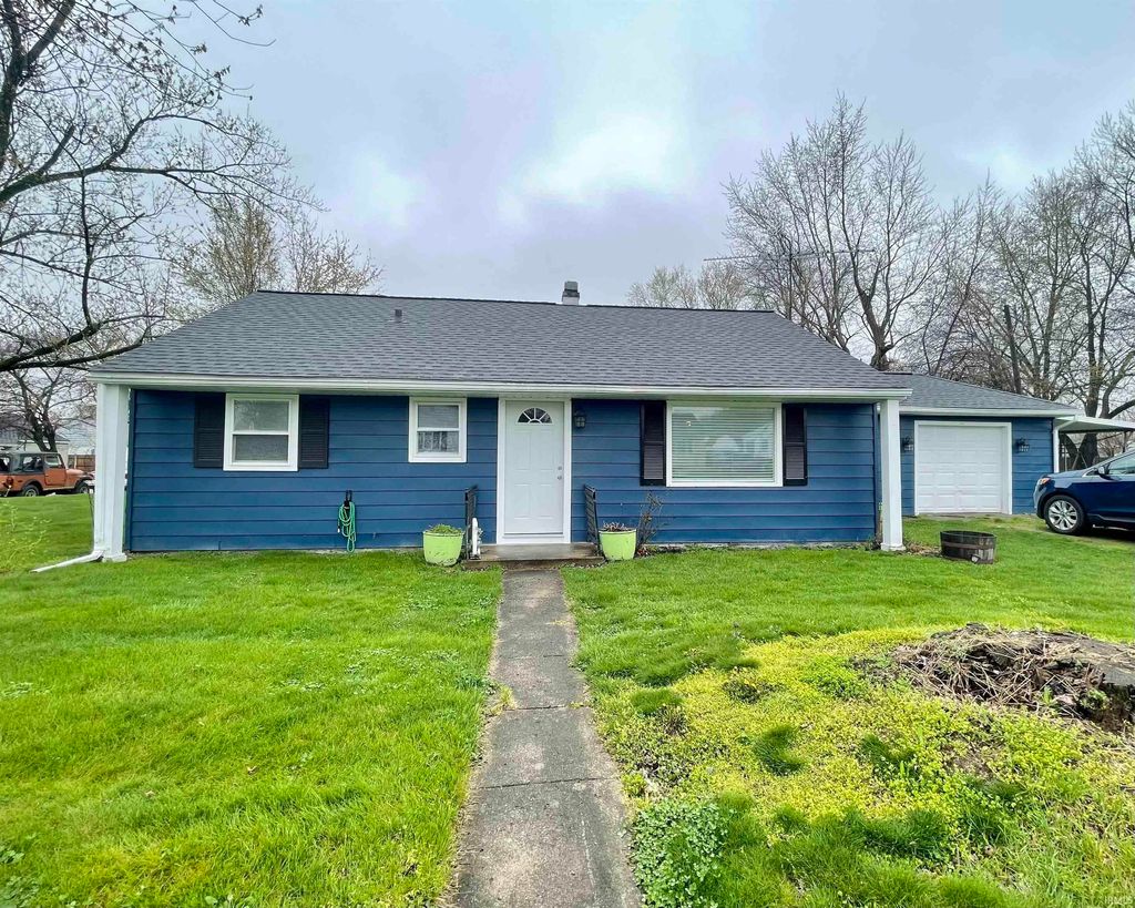 Photo for 1611 W North Street, Kokomo, IN 46901 (MLS # 202412095)