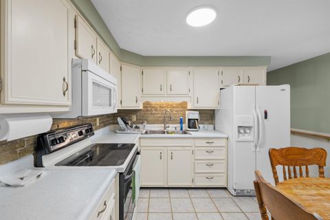 Tiny photo for 5228 Camelot Drive, Fort Wayne, IN 46815 (MLS # 202616164)