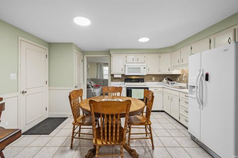 Tiny photo for 5228 Camelot Drive, Fort Wayne, IN 46815 (MLS # 202616164)