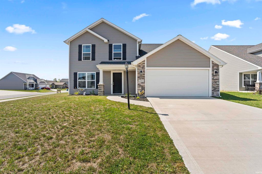 Photo of 12921 Slash Pass, Fort Wayne, IN 46818 (MLS # 202537601)