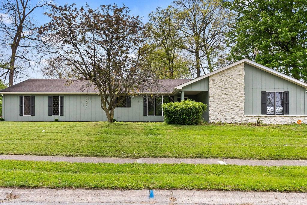 Photo of 3531 Geddes Court, Fort Wayne, IN 46816 (MLS # 202617016)