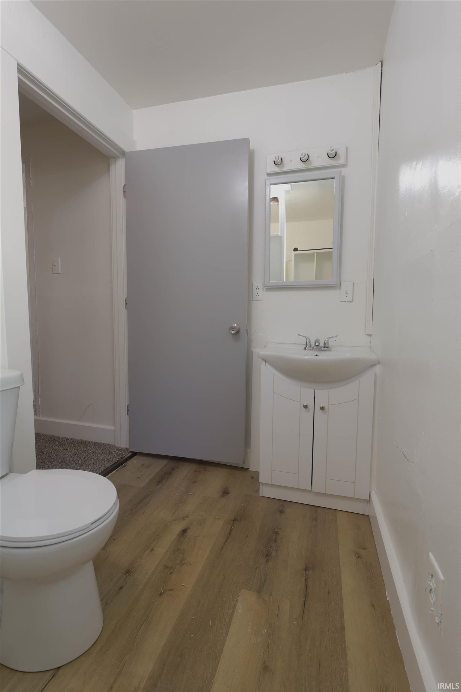 Lafayette, Indiana 47905, United States, 2 Bedrooms Bedrooms, ,1 BathroomBathrooms,Residential,Pending,187152