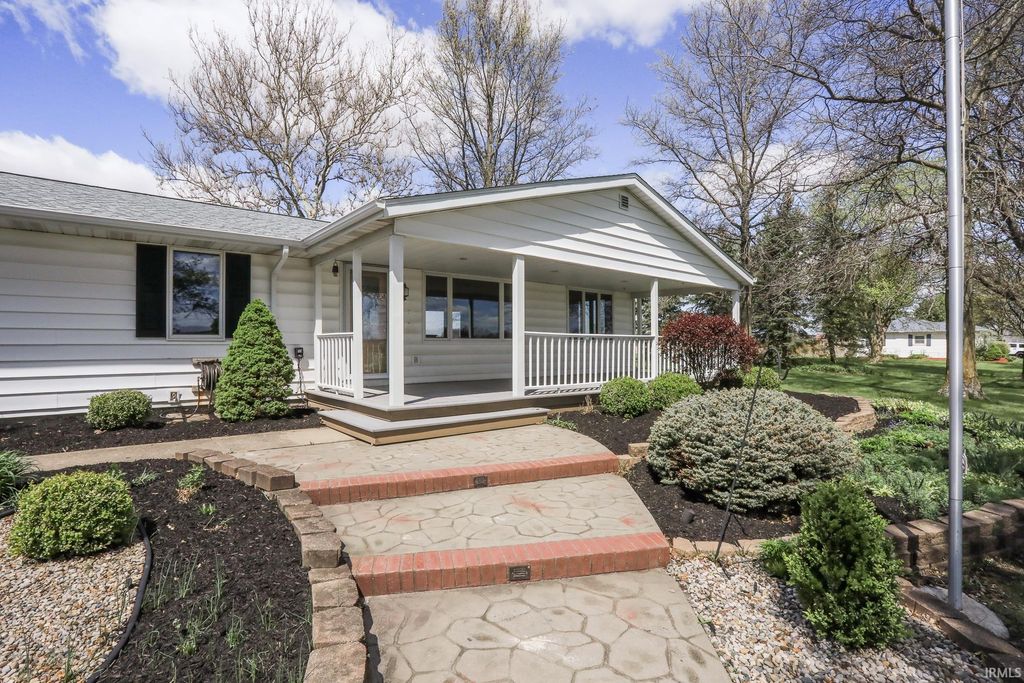 Photo of 4346 N State Road 1, Ossian, IN 46777 (MLS # 202614000)