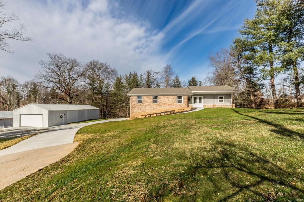 Photo of 445 Hoing Road, Evansville, IN 47720 (MLS # 202600128)