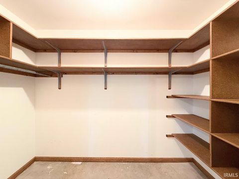 Tiny photo for 709 Glenway Drive, Logansport, IN 46947 (MLS # 202610139)