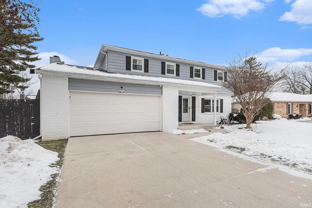 Photo of 3120 Cherry Tree Lane, Elkhart, IN 46514 (MLS # 202548936)