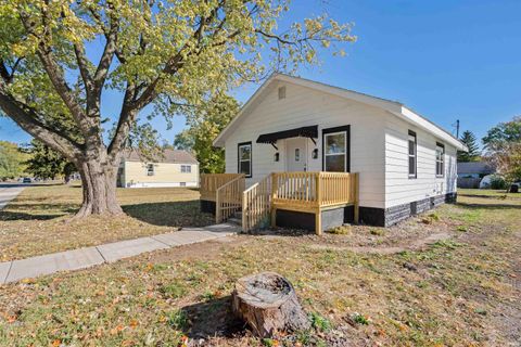 Photo of 1610 N Jay Street, Kokomo, IN 46901 (MLS # 202542814)