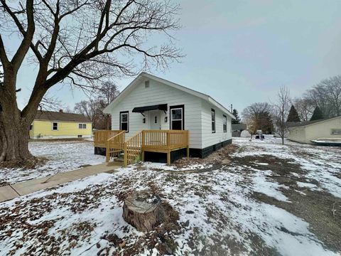 Photo of 1610 N Jay Street, Kokomo, IN 46901 (MLS # 202542814)