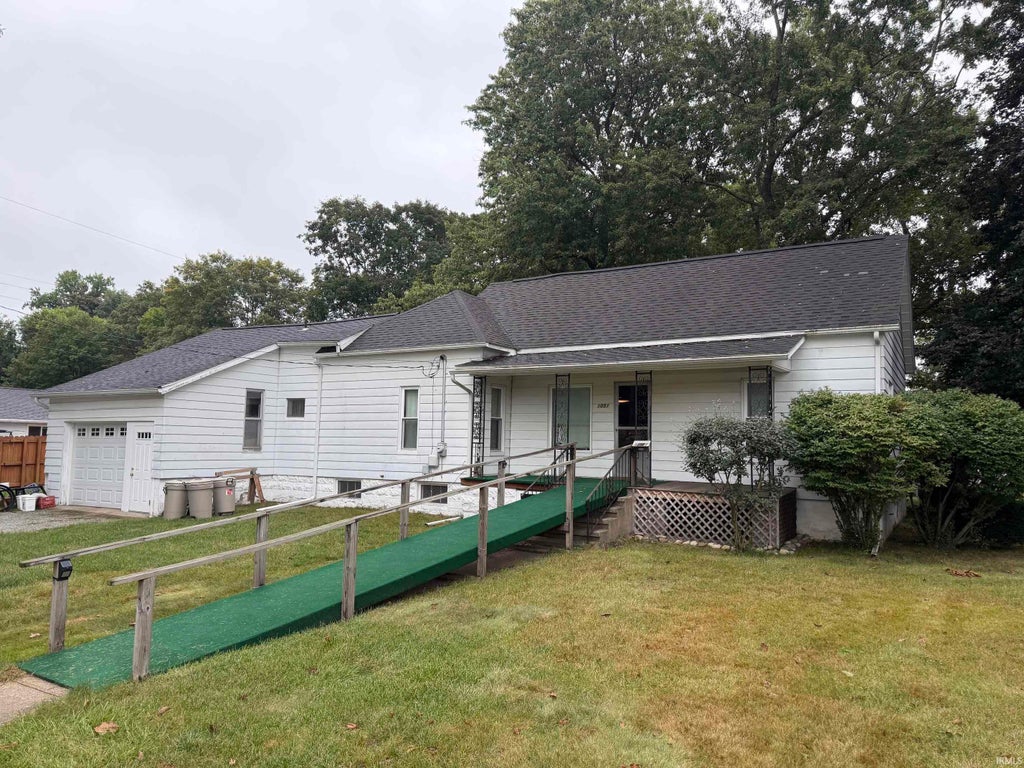 Photo of 1051 Pennsylvania Avenue, Plymouth, IN 46563 (MLS # 202640056)
