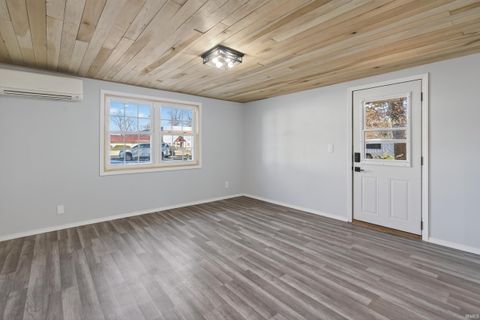 Tiny photo for 105 W 15th Street, Winamac, IN 46996 (MLS # 202546015)