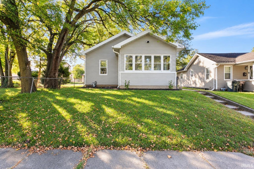 Photo of 1642 E Donald Street, South Bend, IN 46613 (MLS # 202643405)