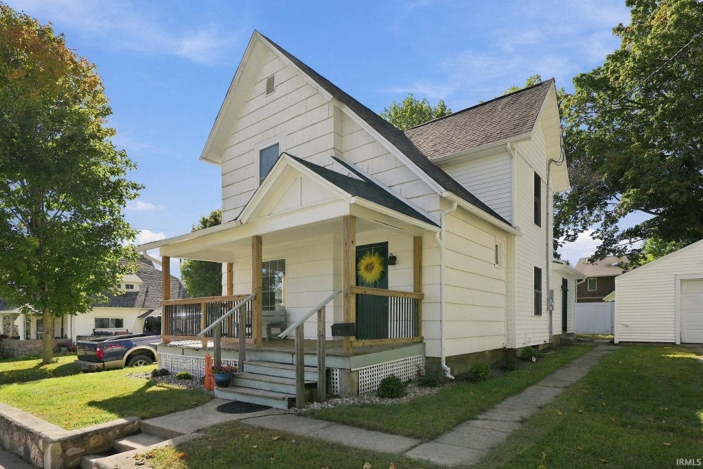 Photo of 206 S Superior Street, Angola, IN 46703 (MLS # 202641086)