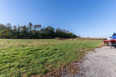 Tiny photo for 9835 N State Road 3, Kendallville, IN 46755 (MLS # 202643640)