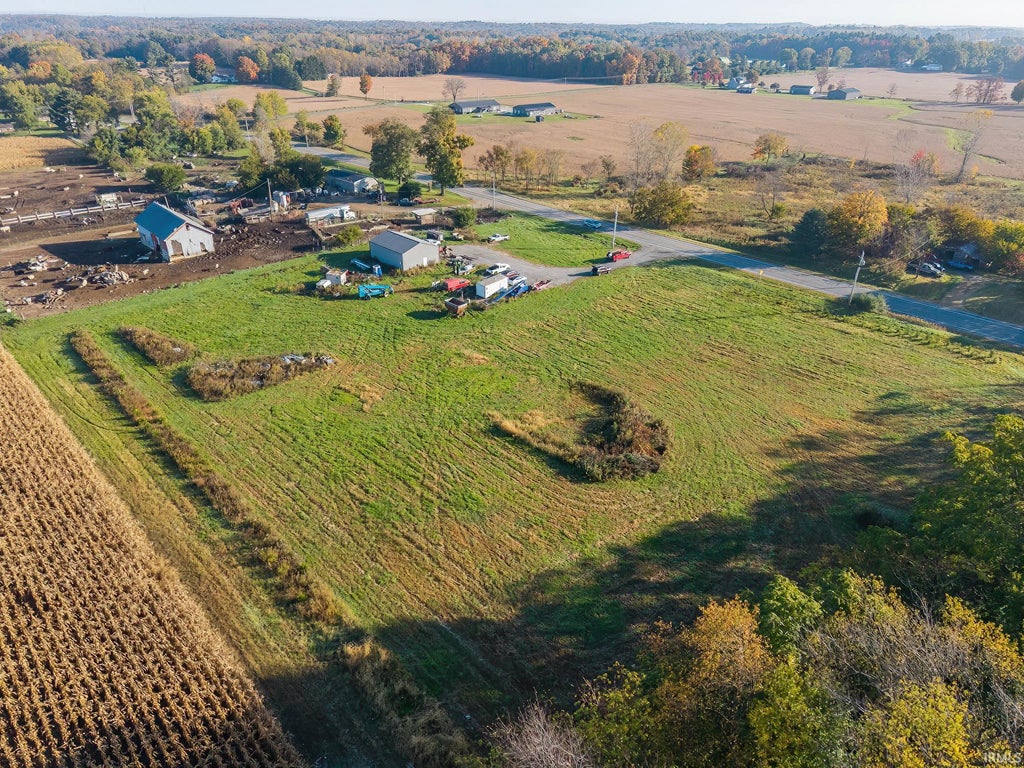 Photo of 9835 N State Road 3, Kendallville, IN 46755 (MLS # 202643640)