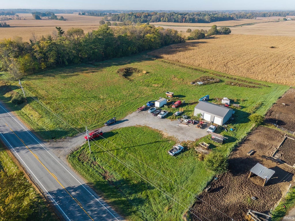Photo of 9835 N State Road 3, Kendallville, IN 46755 (MLS # 202643640)
