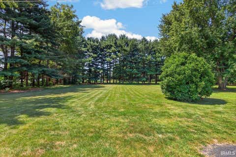 Tiny photo for 108 Mohawk Drive, Flora, IN 46929 (MLS # 202631139)