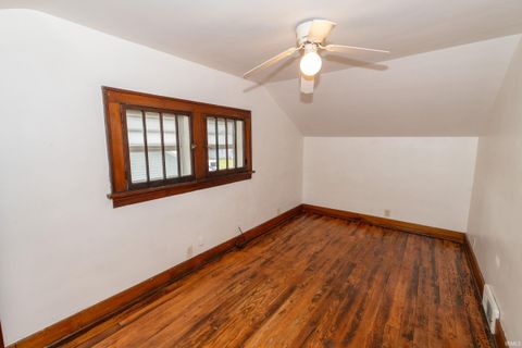 Tiny photo for 114 River Avenue, Mishawaka, IN 46544 (MLS # 202618725)