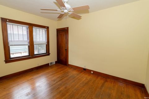 Tiny photo for 114 River Avenue, Mishawaka, IN 46544 (MLS # 202618725)