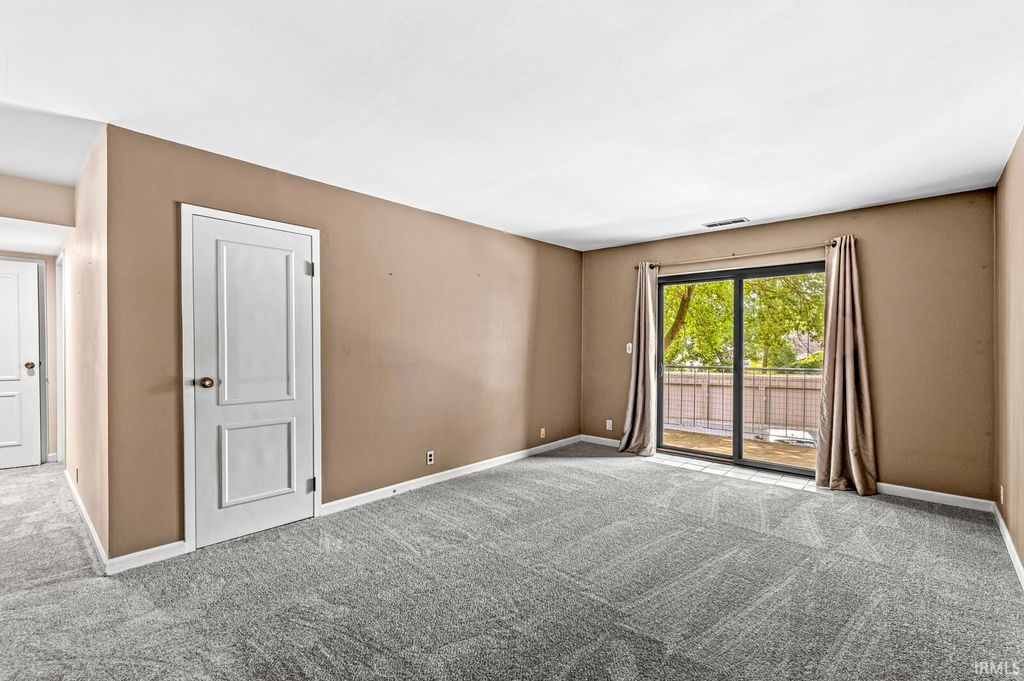Photo of 1434 Marigold Way #119, South Bend, IN 46617 (MLS # 202541304)