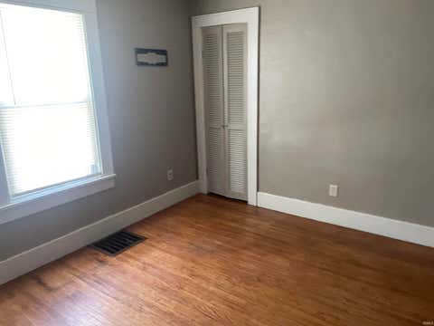 Tiny photo for 951 N Harrison Street, Frankfort, IN 46041 (MLS # 202625437)