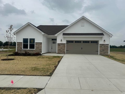 Photo of 2495 Fiona Drive, Kokomo, IN 46902 (MLS # 202637489)