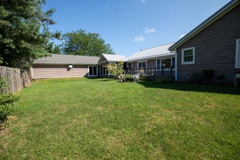 Tiny photo for 1500 Cardinal Circle, Rochester, IN 46975 (MLS # 202640699)