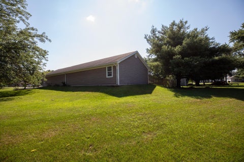 Tiny photo for 1500 Cardinal Circle, Rochester, IN 46975 (MLS # 202640699)